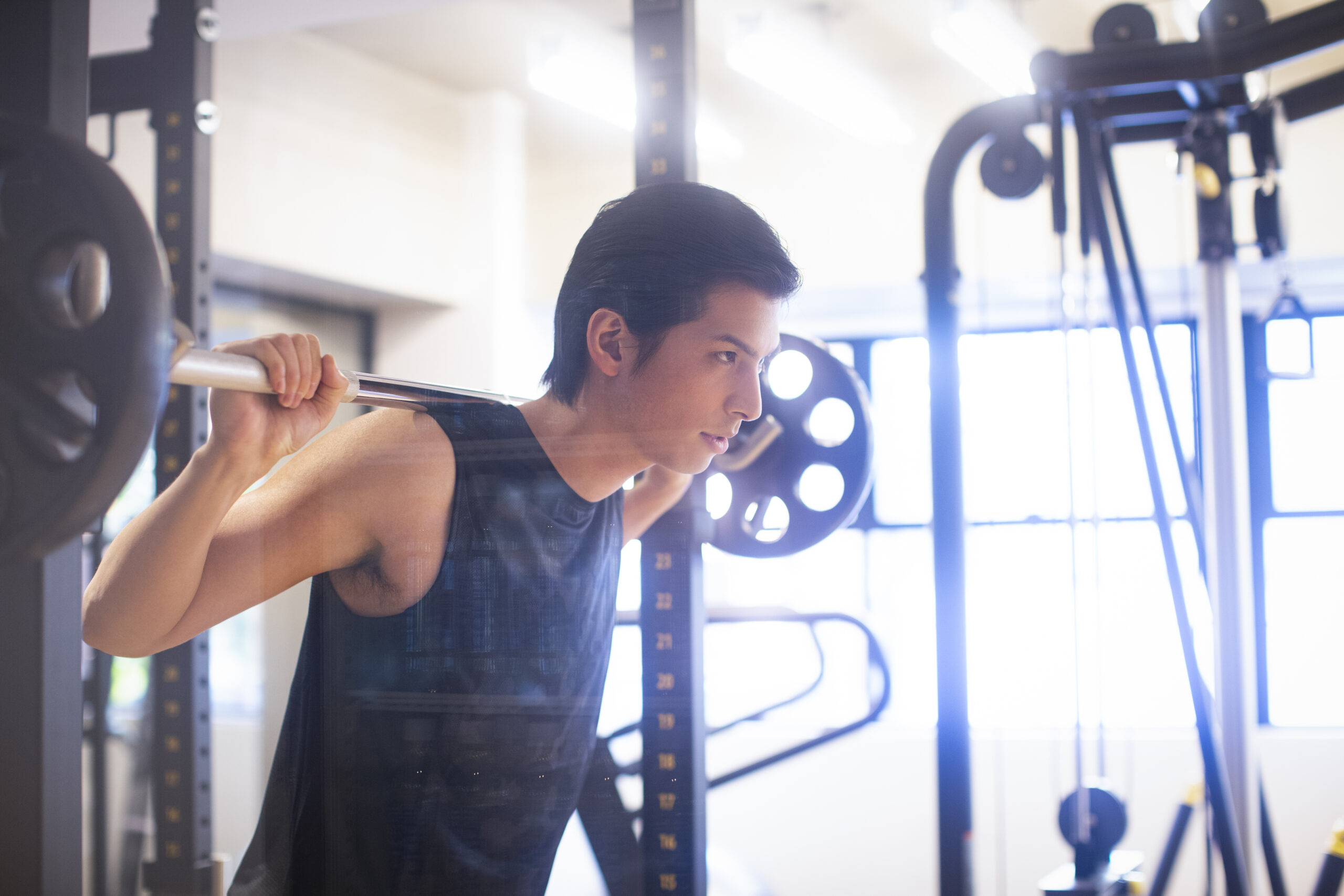 人は自然にテストステロンレベルを高めることができますか?